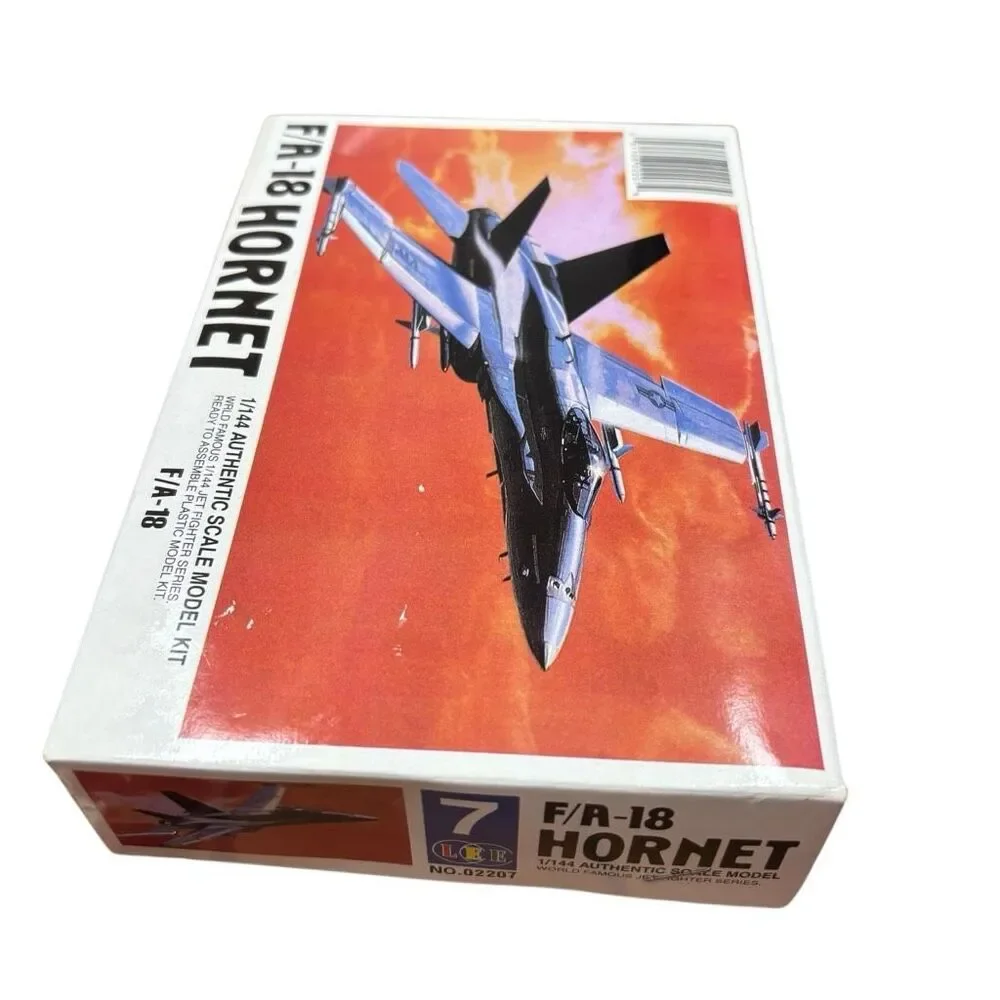 Vintage FA-18 Hornet 1/144 Scale Model Kit Unassembled Sealed Parts No 02207⁠